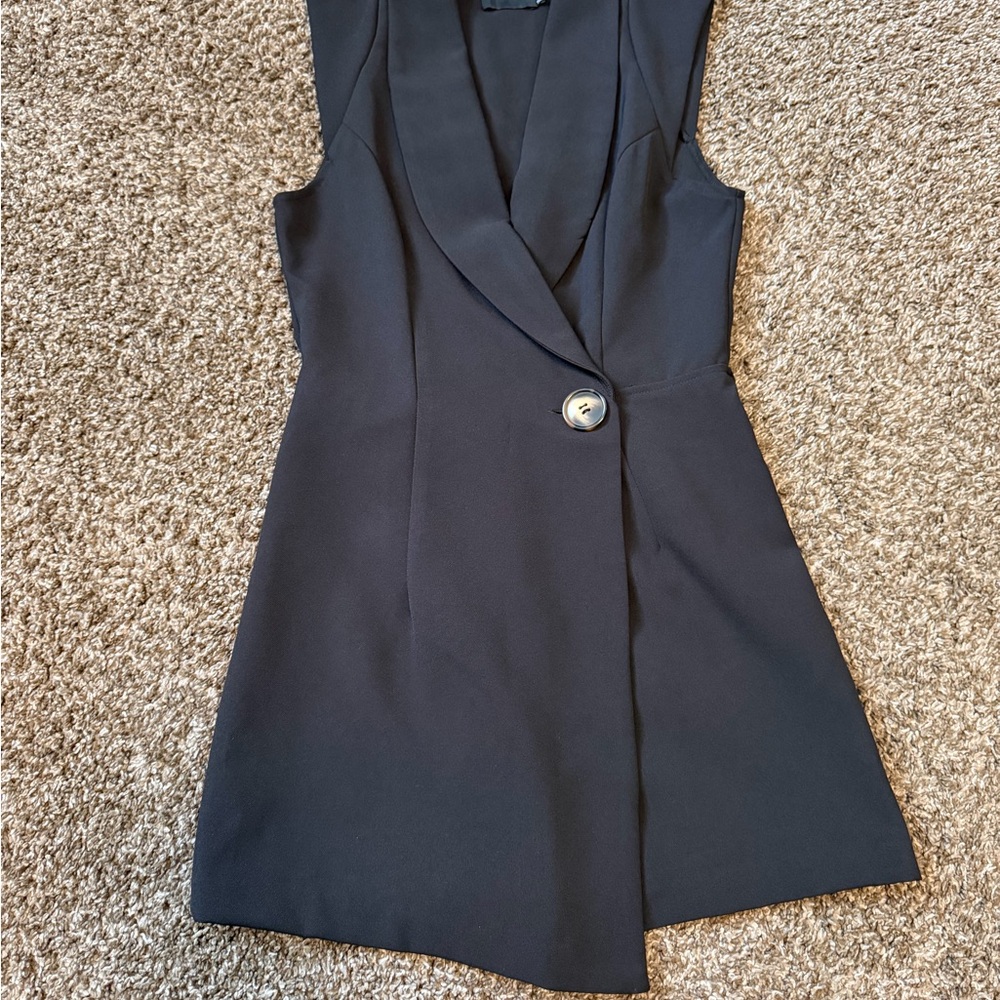 DO+BE Black Sleeveless Wrap Blazer Romper size S